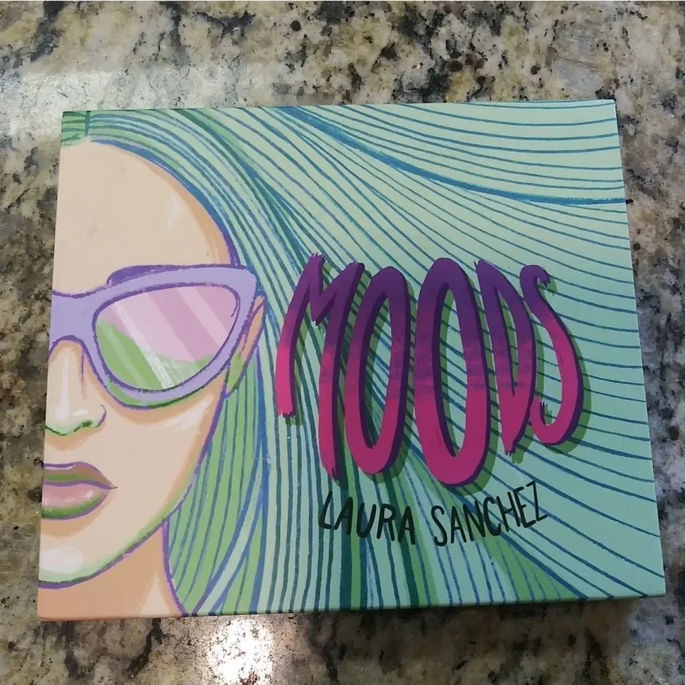 Laura Sanchez Moods Eyeshadow Palette